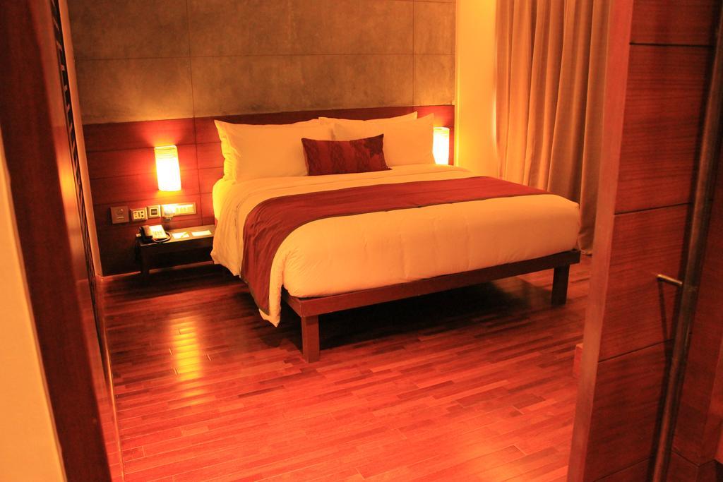 Holiday Inn & Suites Bengaluru Whitefield Ngoại thất bức ảnh