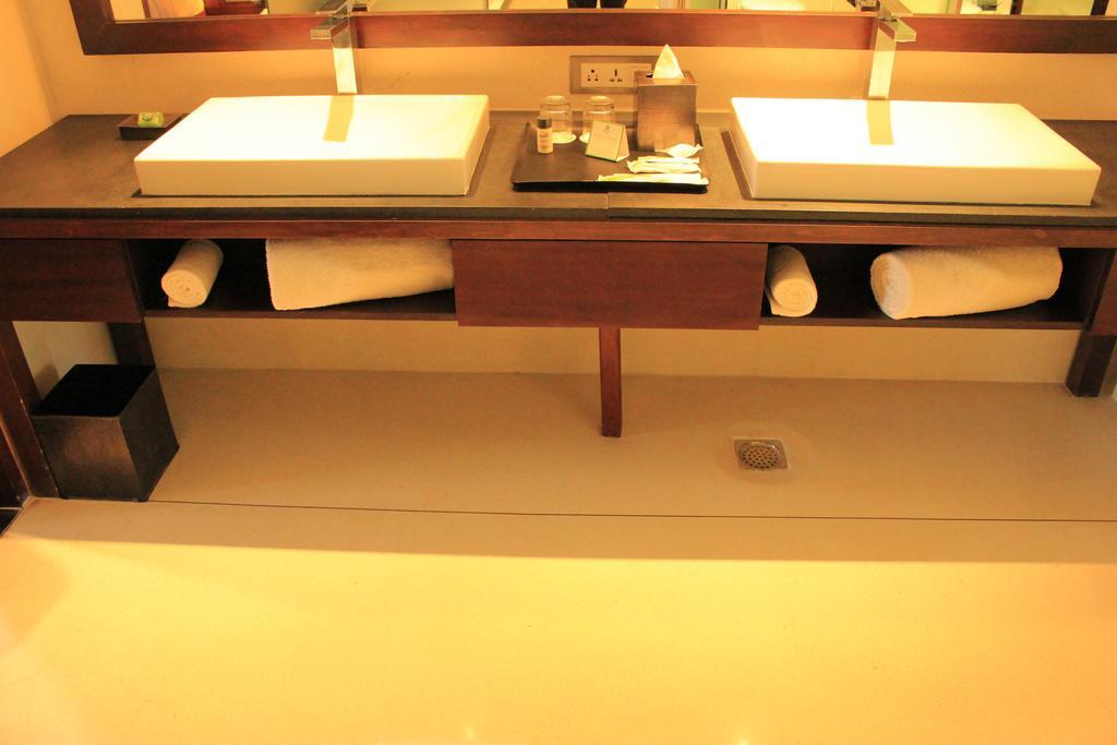 Holiday Inn & Suites Bengaluru Whitefield Ngoại thất bức ảnh