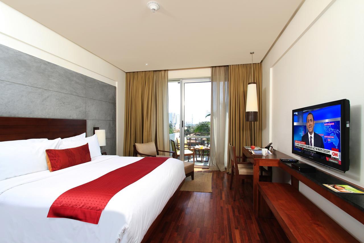 Holiday Inn & Suites Bengaluru Whitefield Ngoại thất bức ảnh